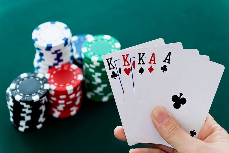 Chiến lược kinh doanh API trò chơi Poker